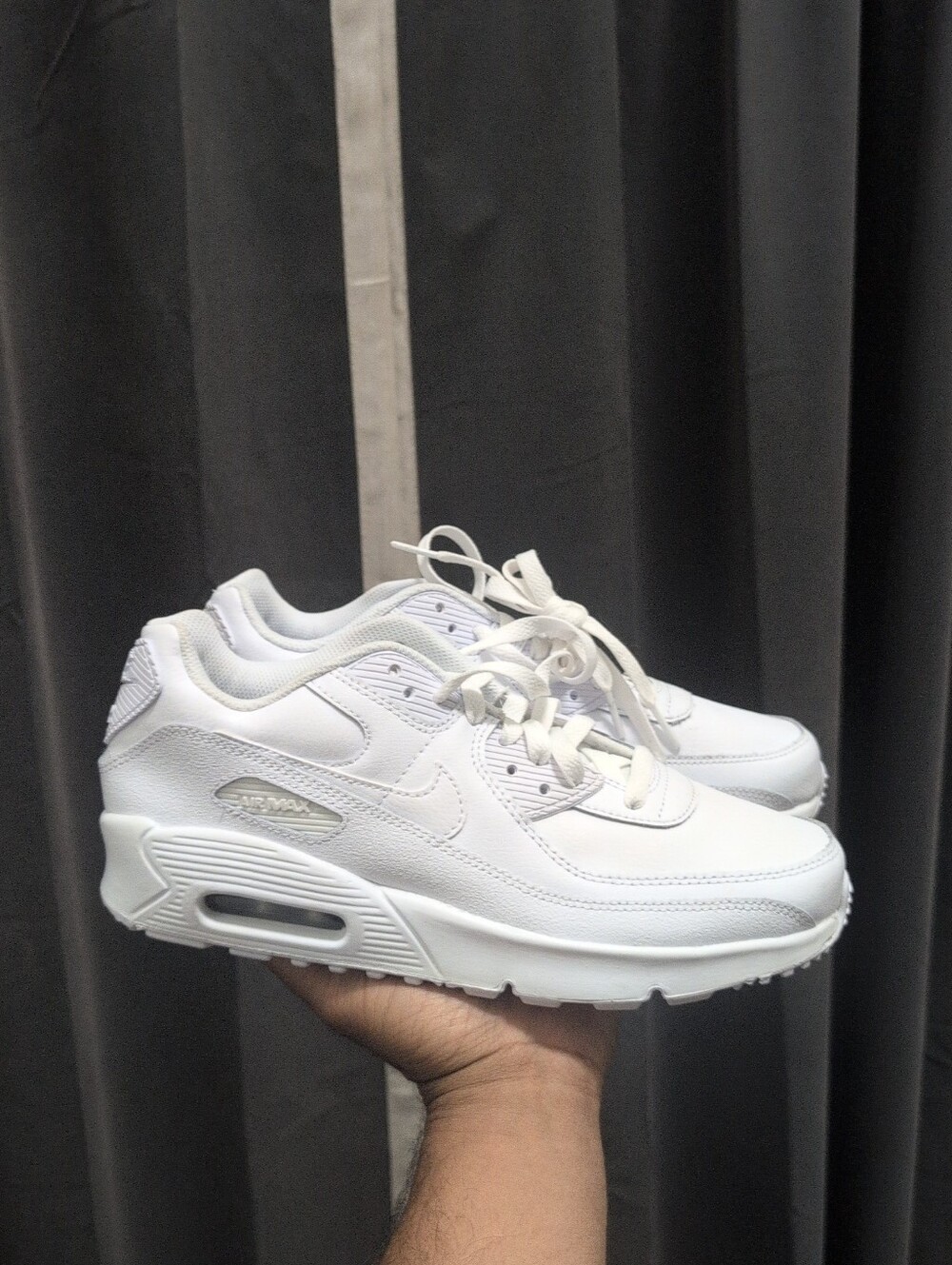 Nike Air Max 90 White Metallic Silver (GS) Big Kids Size 7Y NWOB